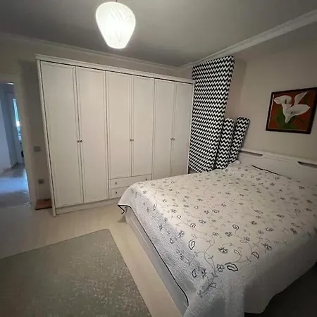 Alacati Carsida, Oezel Havuzlu 4 Odali Izmir Size Iyi Gelecek Vakantiehuis *